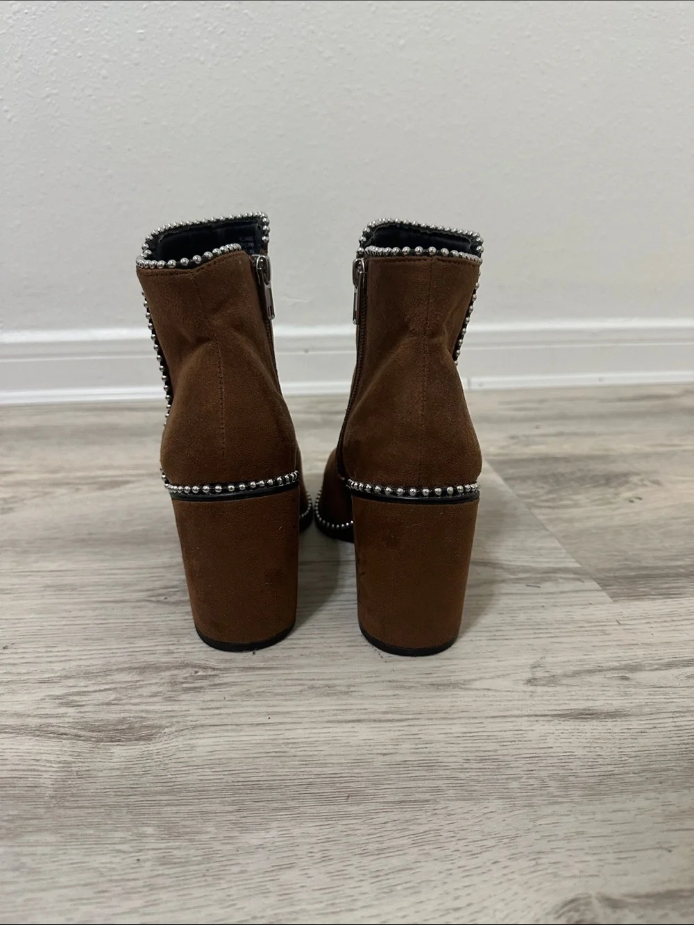 Women's Brown Suede Pointed Toe Ankle Boots